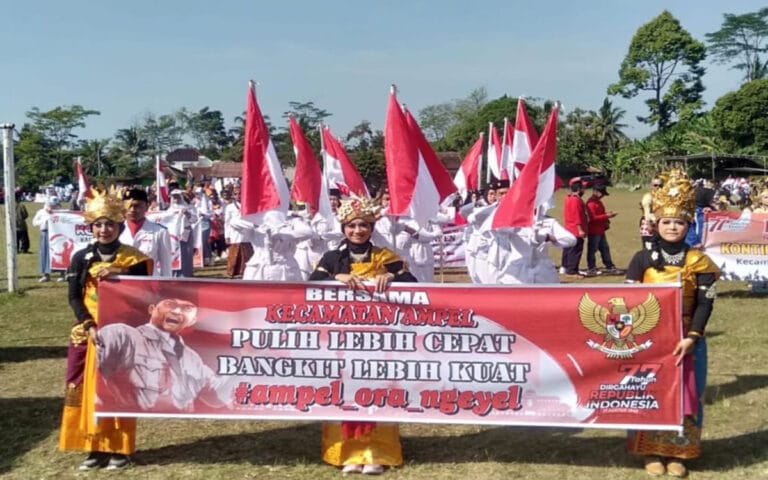Semua Elemen Masyarakat Ampel Gelar Karnaval HUT RI