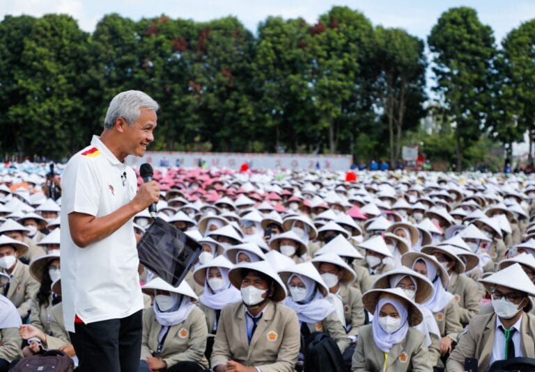 Ganjar Dorong Semangat Pada Mahasiswa Baru UGM