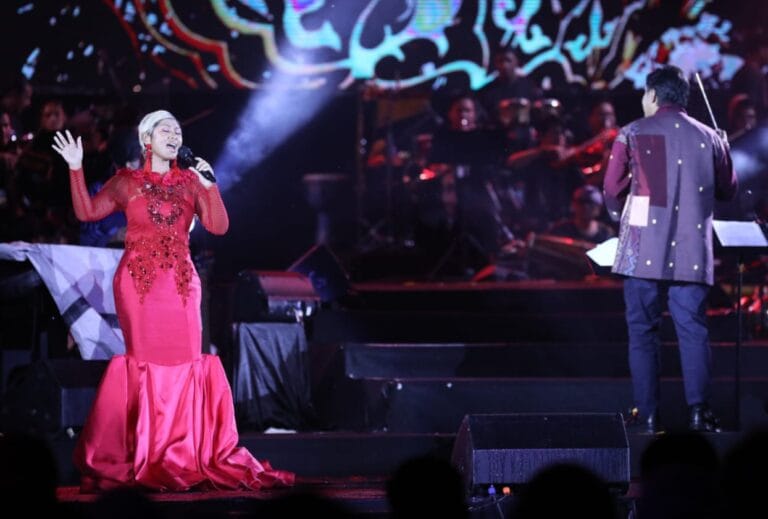 Konser Rapsodia Nusantara Pukau Ribuan Penonton