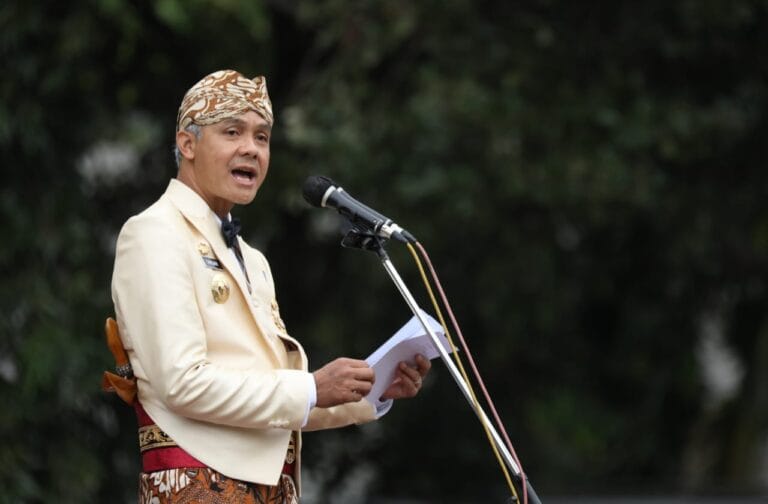 HUT ke-72 Jateng, Ganjar : Layani, Jangan Khianati Rakyat