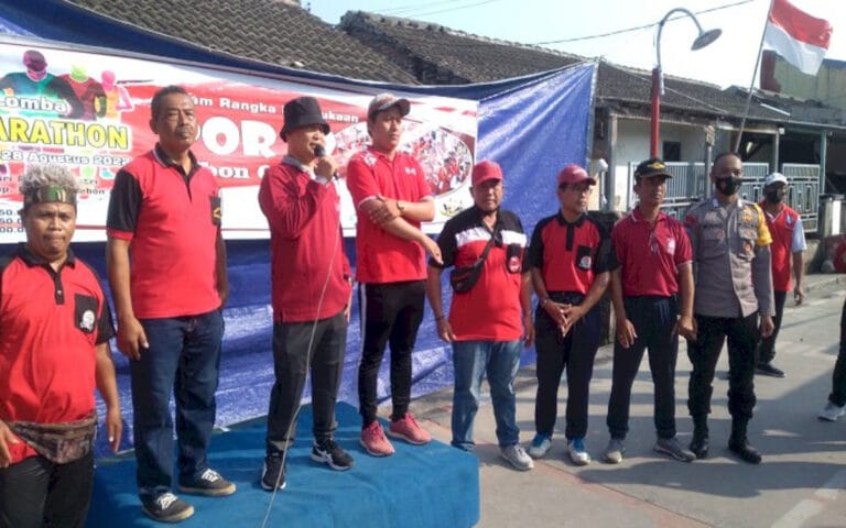 Ratusan Warga Kebonbatur Demak Ikuti Lari Maraton