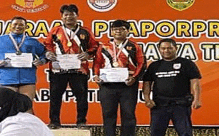 Angkat Berat Kota Semarang Juga Juara Umum Pra Porprov 2022