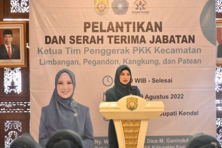 Frederica Ajak Kader PKK Kendal Pandai Memanfaatkan Teknologi Digital