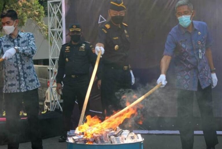 Pengusaha Rokok Kapasitas Produksi Kecil Keluhkan Peredaran Rokok Ilegal