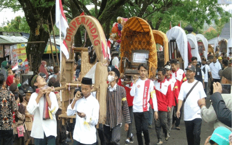Kirab Tandu Soedirman Pecahkan Rekor MURI