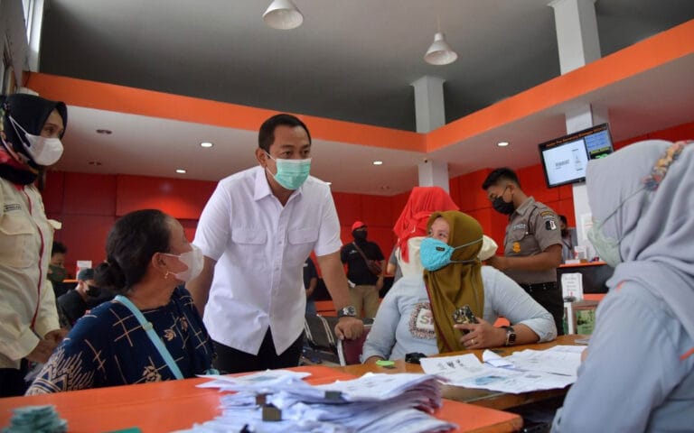 Kota Semarang Mulai Salurkan BLT Tahap 3 dan 4
