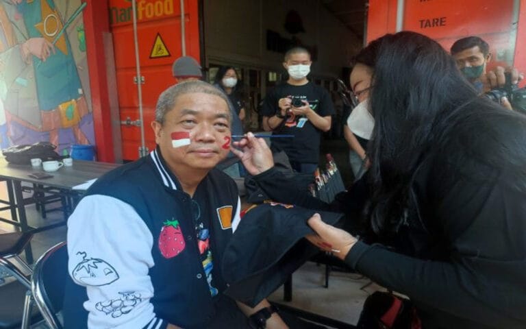 Seniman dan Difabel Meriahkan HUT Marifood