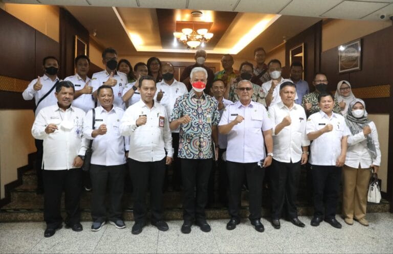 Ganjar Dorong Daerah Perbatasan Kerja Sama Kendalikan Inflasi