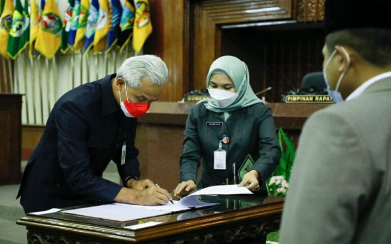 Atasi Kelangkaan Solar, Ganjar: Nggak Boleh Ada yang Main-main