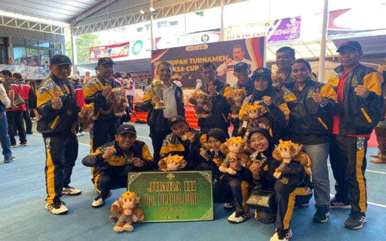 Tim Tenis Kejati Jateng Berhasil Raih Juara III Kejuaraan Tenis