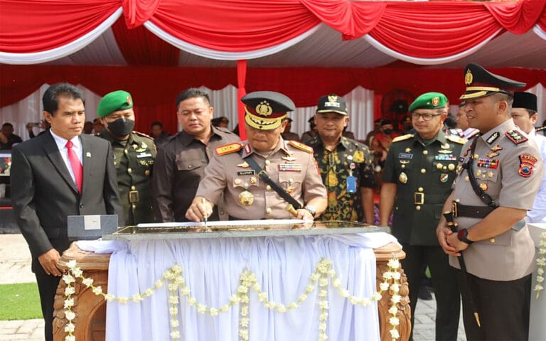 Kapolda Jateng Resmikan Kenaikan Tipe Polres Pati Menjadi Polresta Pati