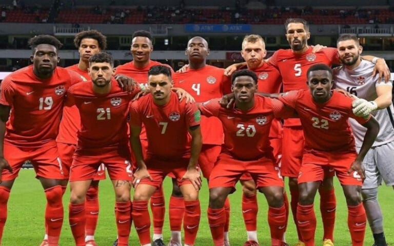 Akhir Penantian Selama 36 tahun, Kanada sang Kuda Hitam Grup F