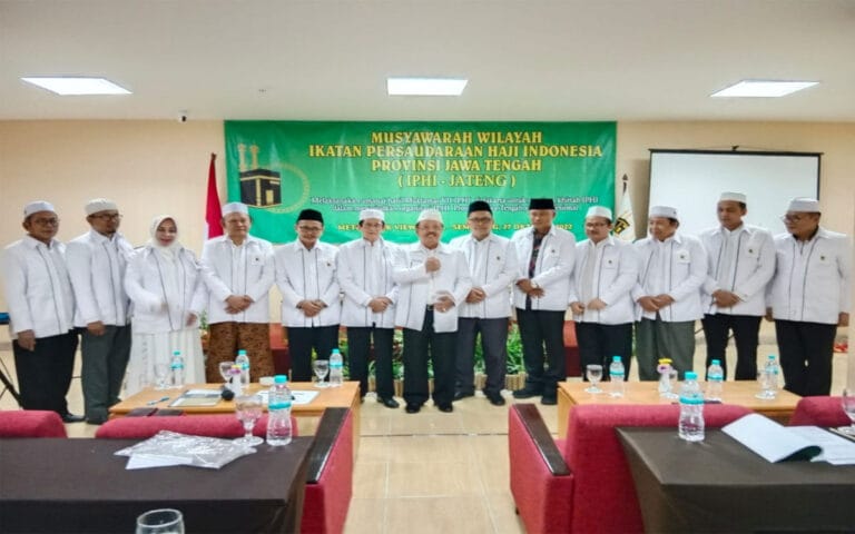Prof Imam Taufiq Pimpin  PW IPHI Jateng