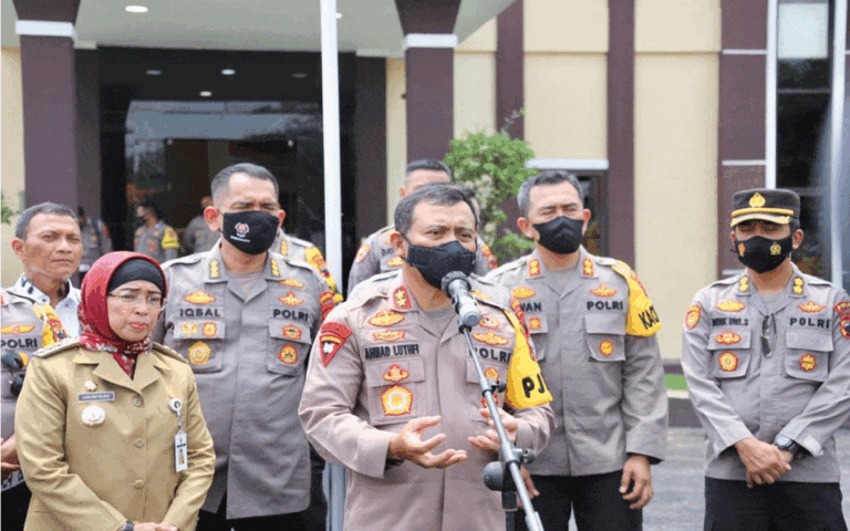 Tingkatkan Pelayanan Masyarakat, Kapolda Jateng Resmikan 14 Polsubsektor Baru
