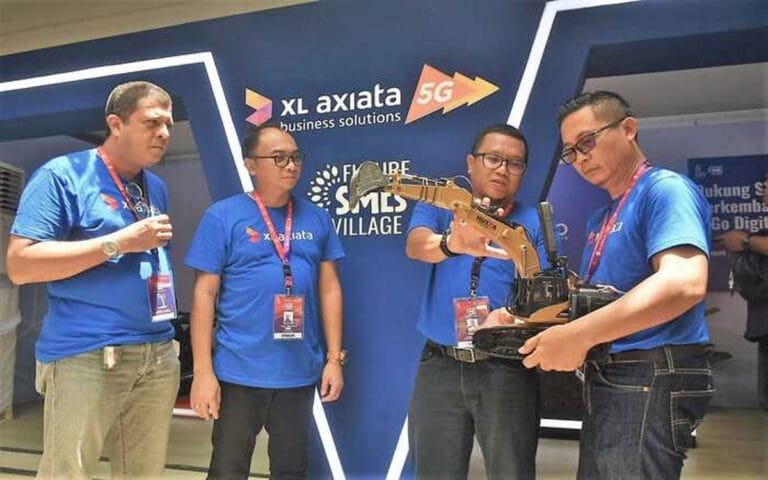 Solusi 5G Smart Mining dan Solusi UMKM XL Axiata Ditampilkan di Arena Future SME’s Village