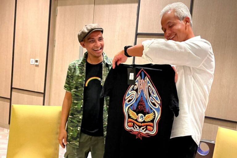 Ultah ke-39, Slank Undang Ganjar Di Konser Smile Indonesia