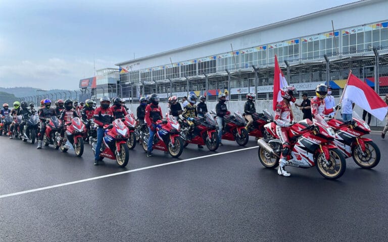 Komunitas CBR Honda Jateng Ramaikan CBR Track Day di Mandalika