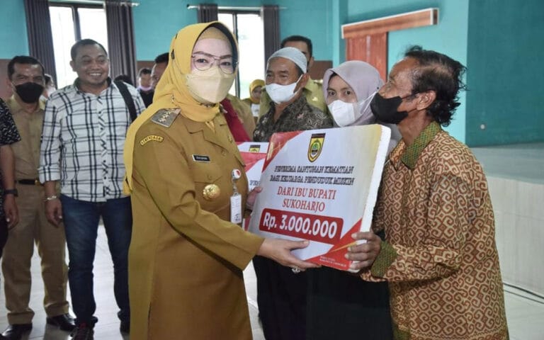 Dinsos Sukoharjo Salurkan Uang Duka Untuk 3.378 Ahli Waris