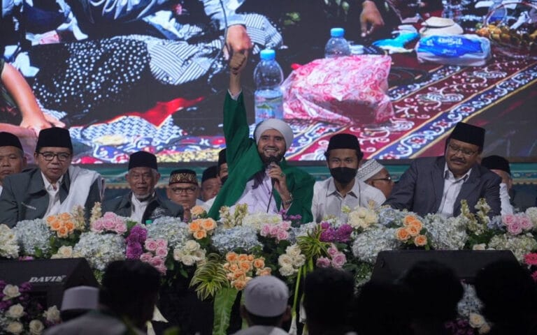 Warga Klaten Antusias Ikuti Selawat Bersama Sambut Seabad NU