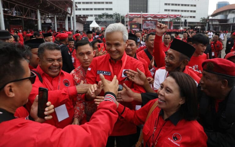 Megawati Minta Kader Turun dan Bantu Rakyat, Ganjar Siap Laksanakan