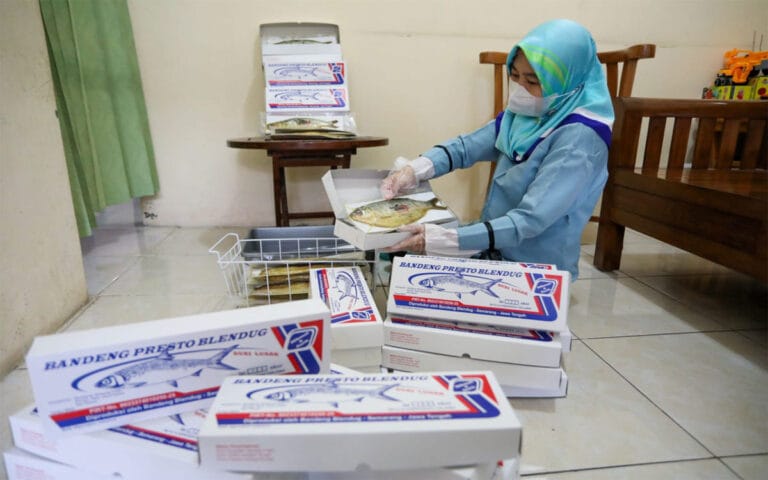 Berkat Lapak Ganjar, Nita Kebanjiran Order Bandeng Presto Hingga Mancanegara