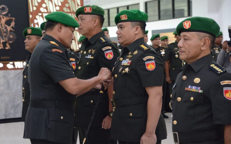 Pangdam IV/Diponegoro Pimpin Sertijab Para Pejabat Utama