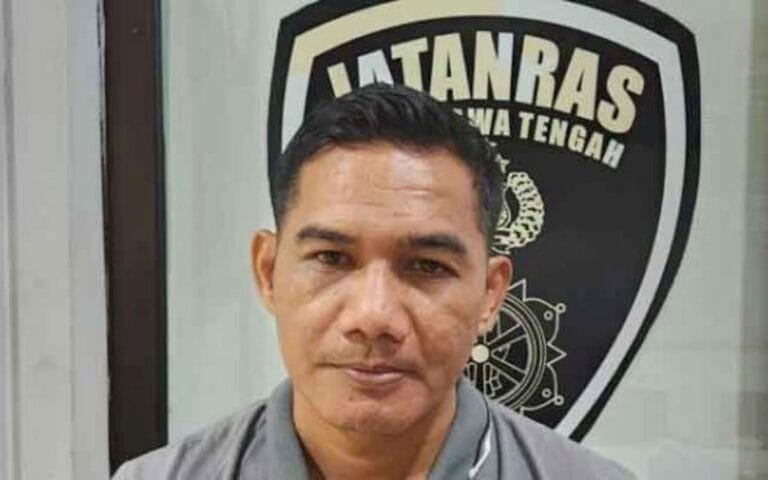 Mengaku Kasetpres RI, Warga Mranggen Demak Digrebek Polisi