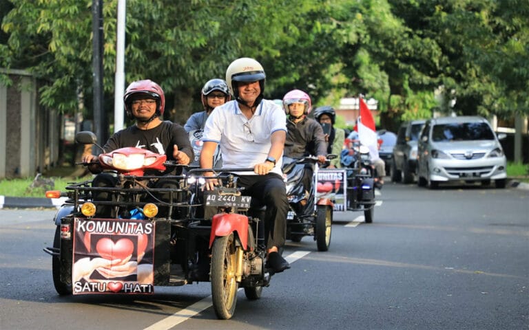 Demi Bertemu Ganjar, Belasan Difabel Motoran 5 Jam Klaten-Semarang
