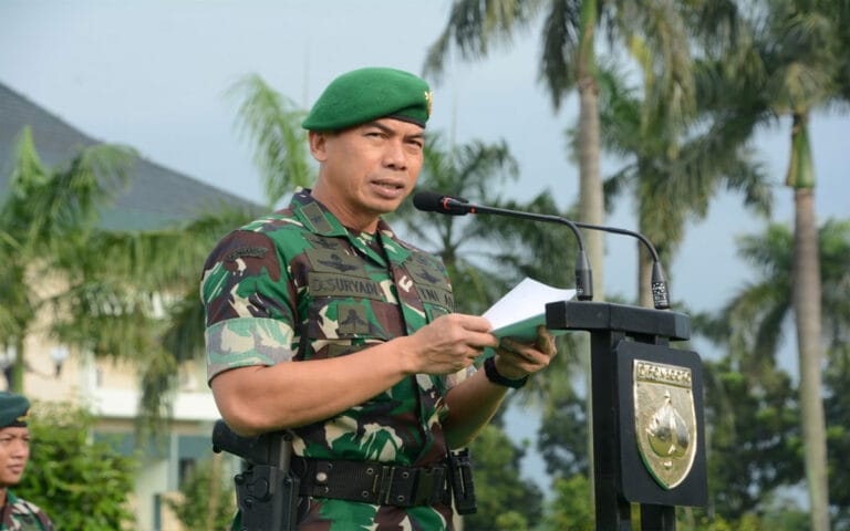 Kasdam IV/Diponegoro Pimpin Upacara Bendera 17-an Awal Tahun 2023