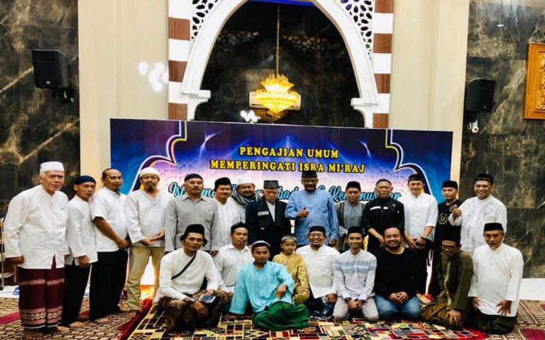 H Doeri Asyari Isi Pengajian Rutin Di Masjid Al Istiqomah