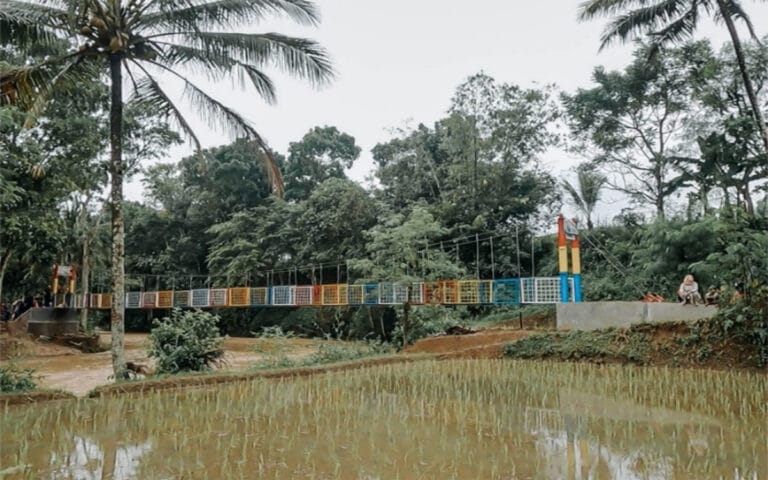 Telkom Dukung Pembangunan Sarana Umum Berkelanjutan