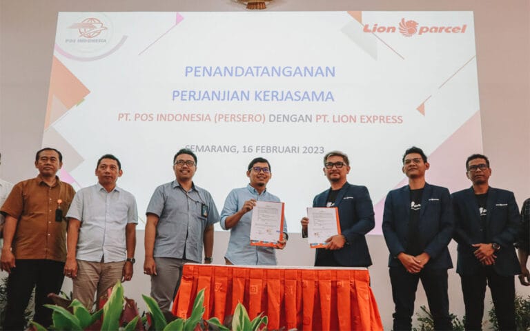 PT Pos Indonesia Gandeng Lion Parcel Untuk Percepat Distribusi