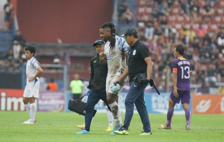 Carlos Fortes Harus Menepi 4 Pertandingan Karena Cidera