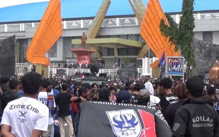 CEO PSIS Minta Maaf Atas Kejadian di Stadion Jatidiri