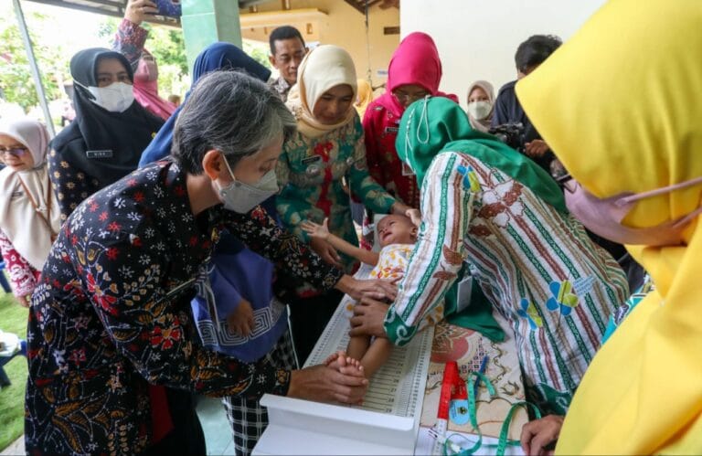 Ganjar Minta Daerah Lain Contoh Program Kancing Merah Cilacap