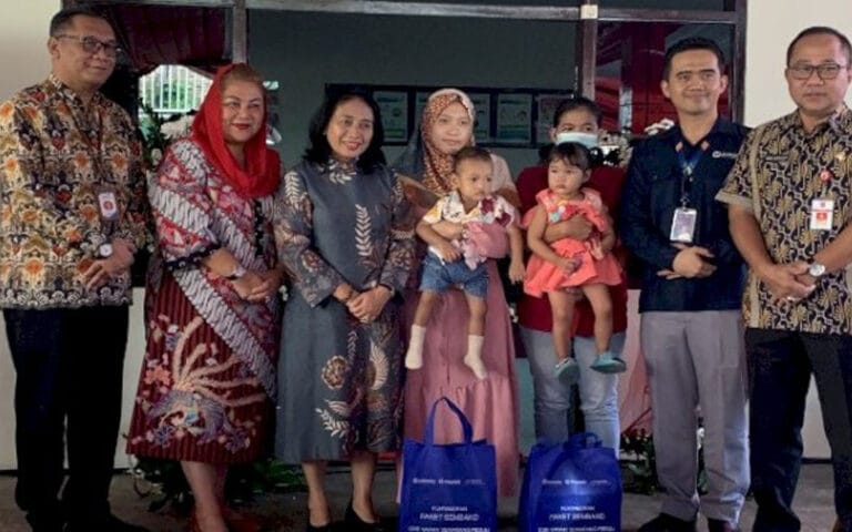Jasa Marga Salurkan Bantuan Untuk Tangani Stunting