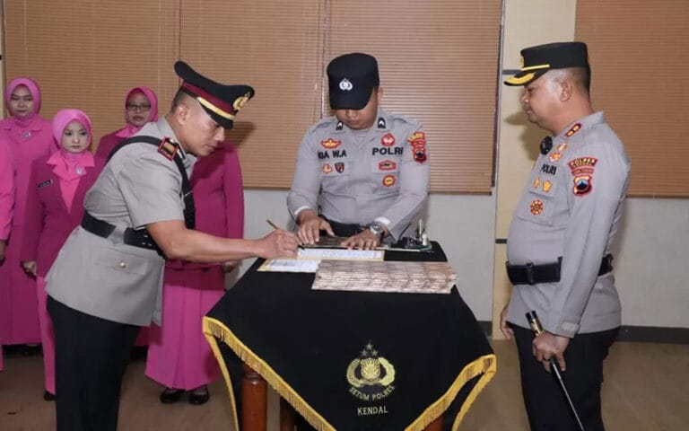 Polres Kendal Laksanakan Serah Terima Sejumlah Jabatan