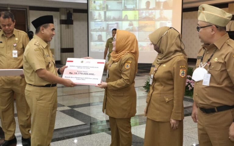 Taj Yasin Minta OPD Jateng Kebut Program Desa Dampingan