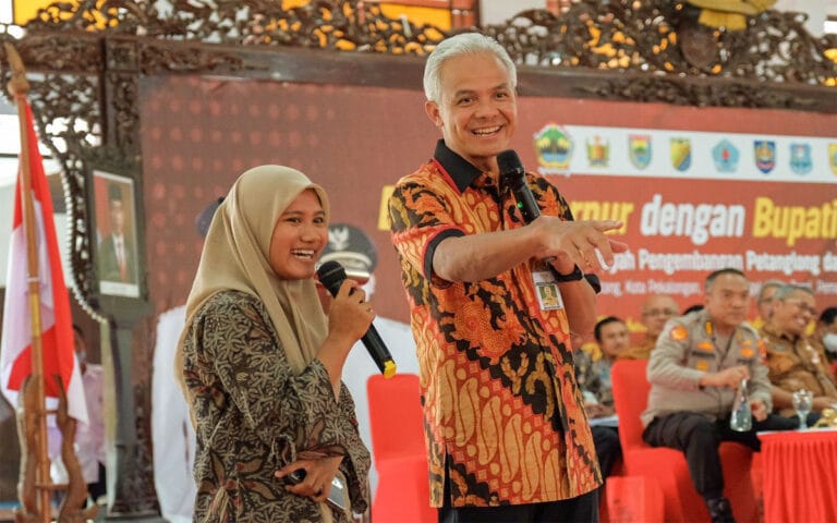 Jelaskan Tentang Jo Kawin Bocah, Nanda Dapat Hadiah Dari Ganjar