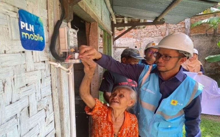 Ramadhan, PLN Cilacap Sediakan Layanan Listrik Gratis