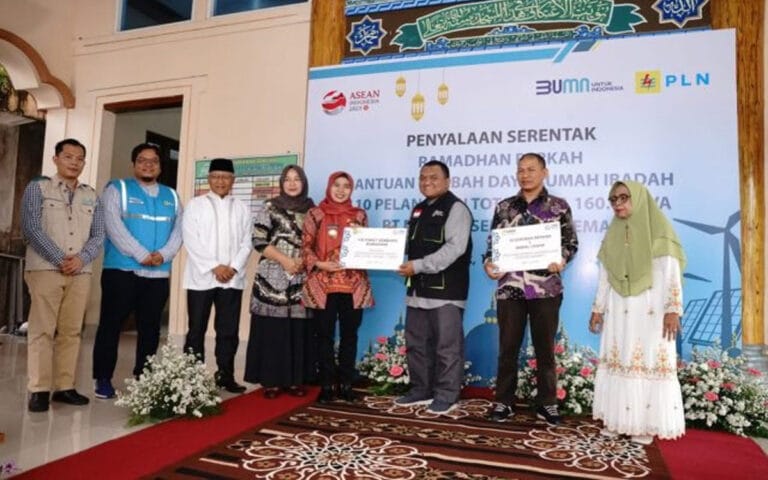 Bupati Demak Apresiasi Donasi Pegawai PLN