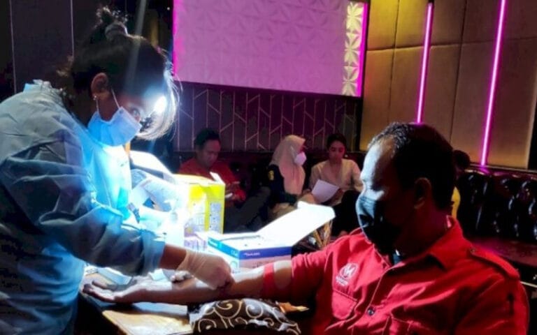 Mansion Executive Karaoke Gelar Sosialisasi dan Pemeriksaan HIV