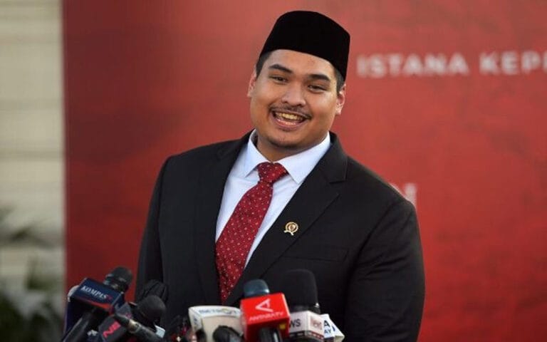 Dilantik Jadi Menpora, Ini Arahan Jokowi ke Dito Ariotedjo