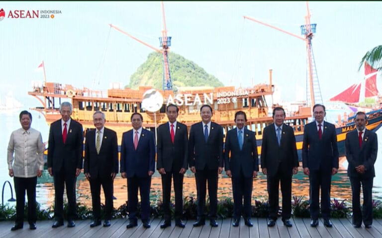 Jokowi Sambut 9 Kepala Negara Peserta KTT ke-42 ASEAN