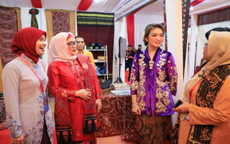 Ini Jurus Dekranasda Jateng Lahirkan Generasi Anyar Perajin Kriya dan Wastra