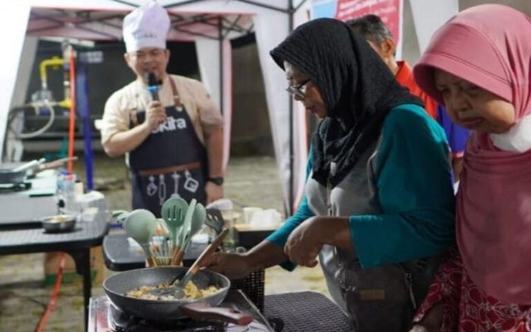 Food Truck Gas Bumi PGN Ramaikan City Gas Tour 2023