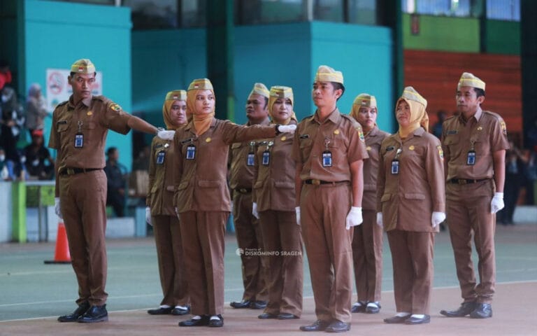 Meriahkan HUT ke-277 Kabupaten Sragen, Perangkat Desa Ikuti Lomba PBB