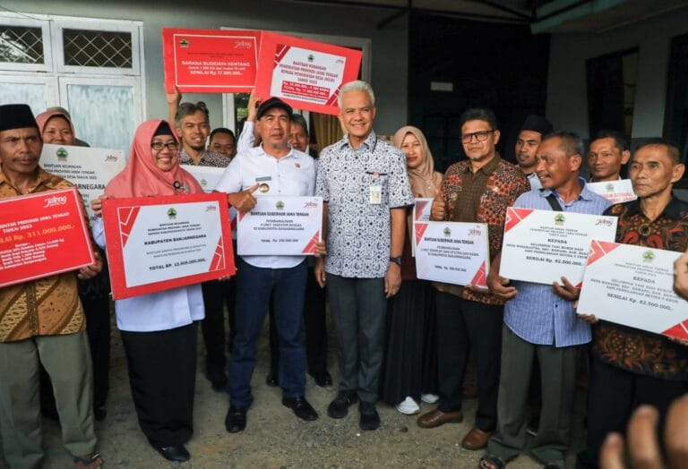 Ganjar Gelontorkan Rp7 Miliar Bangun Puskesmas di Banjarnegara