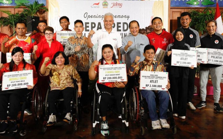 Buka Pekan Paralimpik Pelajar Daerah, Ganjar Berikan Penghargaan