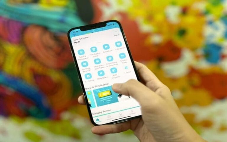 Aplikasi PLN Mobile Peroleh Rating Positif